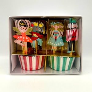 Meri Meri Nutcracker Cupcake Kit – Pink, Red, Green, Gold
